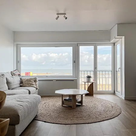 Seaview Heist: 3-bedroom Flat By The Lejlighed